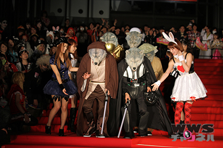 【赤坂ハロウィン2014】狼バンドMAN WITH A MISSION(マン ウィズ ア ミッション)がレッドカーペットに登場！