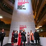 YOSHIKIスペシャルゲスト出演で、表参道ヒルズが一時騒然！ 「VOGUE FASHION’S NIGHT OUT 2017」オープニング・セレモニーで「Forever Love」「ENDLESS RAIN」2 曲を演奏し、3,400 名の観客を魅了！