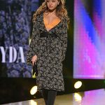 池田美優(みちょぱ)が神戸コレクション2017 A/Wに秋冬ファッションで登場！