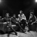 【アルバムレビュー】T-BOLANが2枚組アコースティックベストを発売！秋の夜長にぴったりの 珠玉の名バラード曲を多数収録！