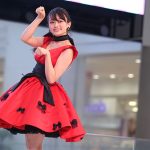 山地まりがデビューシングル発売イベントで可愛すぎるフリフリの赤衣装で熱唱！「渋谷のO-EASTぐらいでライブ出来たら嬉しい。いずれはMステ出演も(笑)」