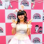 田村ゆかりがふわふわ白キャミ＆うさ耳の仮装で雨降るT-SPOOKに登場！「みんなが雨に濡れてゾンビみたいに。笑」