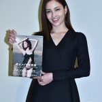 黒木メイサがセクシーで美しい姿を披露！8年ぶりの写真集『INCARNATION』発売記念イベント開催！