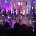 【写真特集】さくら学院がキュートなハロウィン仕様の制服衣装で元気いっぱいのライブパフォーマンス！