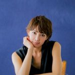 柚希礼音が自身初となる美しいドレス姿を披露！「新しい自分にも出会えてとても楽しい撮影になりました」