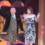 笑福亭鶴瓶がemmaと共に『ViVi Night』で人生初ランウェイ！「パワースポットやで、ここ」