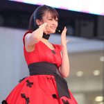 山地まりがデビューシングル発売イベントで可愛すぎるフリフリの赤衣装で熱唱！「渋谷のO-EASTぐらいでライブ出来たら嬉しい。いずれはMステ出演も(笑)」