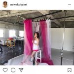 ますます色気が増している筧美和子がセクシーで可愛らしい撮影中の姿を披露！