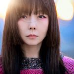aiko、37thシングル「予告」のCMスポット『予告の予告』動画を公開！フォーマルな衣装や赤いワンピースを身に纏ったaikoが印象的！