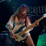 女性5人組メタル・バンドLOVEBITESが東京での超満員の初単独公演を終え、2018年最初のライヴを発表！