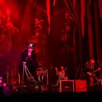 VAMPSが『HALLOWEEN PARTY 2017』初日に登場！HYDEはヴァンパイア、K.A.Zは狼男に仮装！