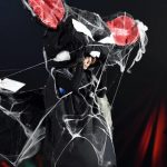 MIYAVI、HYDEの競演！VAMPS主宰『HALLOWEEN PARTY』2日目に迫真のギターとボーカルのバトル！