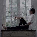 劇団EXILE 青柳翔が舞い降る雪とともに遠距離恋愛を描きクリスマス気分を盛り上げる3rdシングル『Snow!』のMVを公開！