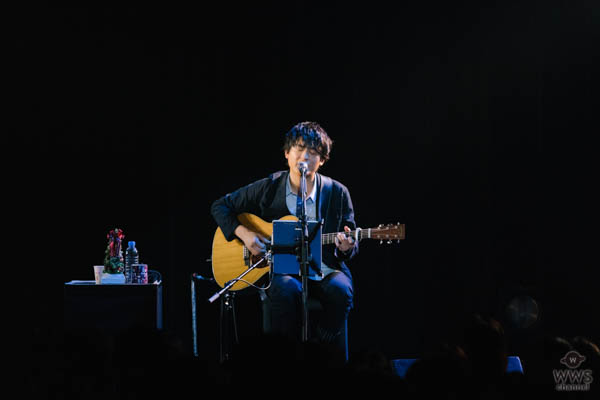 【ライブレポート】尾崎裕哉、ワンマン弾き語りツアーでヒット曲『Glory Days』ほかカバー含む全20曲熱唱！若旦那もゲスト出演！