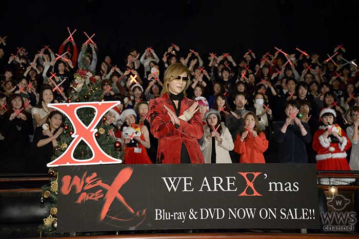 YOSHIKIがクリスマスに六本木でトークショー開催！ 「クリスマス・イブは友達のLUNA SEAのライブを見に行きました。静かにドラムを叩くわけにはいかない・・・」鉄拳がスペシャルゲストで登場しYOSHIKIを描いた画をプレゼント！？