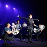 T.M.Revolution 西川貴教が『Act Against AIDS 2017』のトリに登場！ラストは岸谷五朗、寺脇康文、三浦春馬が扇風機で！？