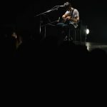 【ライブレポート】尾崎裕哉、ワンマン弾き語りツアーでヒット曲『Glory Days』ほかカバー含む全20曲熱唱！若旦那もゲスト出演！