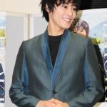 2.5次元舞台で大活躍の俳優・猪野広樹がファースト写真集を発売! 「25歳という一つの節目に出せてうれしい。100点です!!」3500人のファンと握手会イベントも開催!