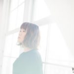 癒しの歌声・丸本莉子がコブクロの名曲『風』を自身初のカバーシングルとして配信リリース！「同じ曲なんだけど違う色になる」