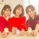 菊地亜美、近藤千尋、舟山久美子（くみっきー）の仲良し3人組が『御守年賀』を作成！菊地の渾身の変顔がプリントされた『変顔魔除け御守』も！？