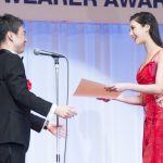 モデル・菜々緒が第29回日本日本ジュエリーべストドレッサー賞表彰式に赤色のセクシーなドレスコーデで登場！「20代最後の年にこの賞を受賞できたことをすごく光栄に思っています」