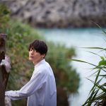 崎山つばさがカレンダー発売！舞台、テレビドラマ、歌手と、今最も勢いのある2.5次元俳優の一人！「なぜだか沖縄に行くと懐かしい気持ちになる」