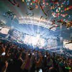 桑田佳祐 全国40万人が大熱狂の 10箇所18公演に及ぶ全国ツアーが完結！！ 紅白の中継、そして14,000人のファンと年越しで大団円！