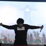 【ライブレポート】岡崎体育がCOUNTDOWN JAPAN 17/18 GALAXY STAGEに登場!2017年を笑い納める岡崎体育独演ライブ!