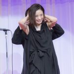 女優・上戸彩が第29回日本ジュエリーべストドレッサー賞表彰式に黒のシックなドレスコーデで登場！「今つけているジュエリーを娘がつけてくれたらいいな」