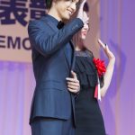 俳優・福士蒼汰が第29回日本ジュエリーべストドレッサー賞表彰式にネイビーブルーのタキシード姿で登場！「女性とジュエリーっていうのはすごく素敵(笑)」過去の体験談語る！