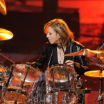 ＜コメント掲載＞YOSHIKI 紅白のステージで遂に奇跡の復活！ ドラムサプライズ披露で会場中のみならず日本中が大興奮！！「来年も僕たちは前に向かって突き進んでいくつもり」