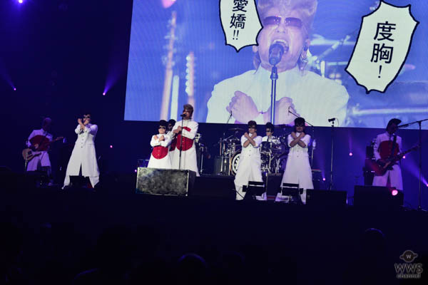 【ライブレポート】氣志團「お前らにとってお年玉的存在」EARTH STAGEのトリで新年GIG！ COUNTDOWN JAPAN 17/18で『One Night Carnival』や他アーティスト風アレンジ曲も披露！
