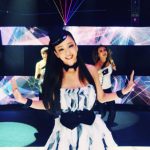 世界初！安室奈美恵の8KVR×スマホ×ミュージックビデオ配信開始！ハリセンボン近藤「すごい迫力！目の前で歌ってくれてる！」