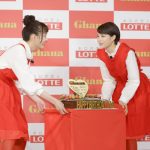 土屋太鳳、誕生日のサプライズケーキに大感激！「知識の幅を広げていけるような年にしたい」