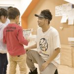  EXILE ÜSA が手掛けた絵本「ダンスアース」を園児に読み聞かせ！初めての保育園訪問に「勉強になった」「また機会があればやりたい」 ！！