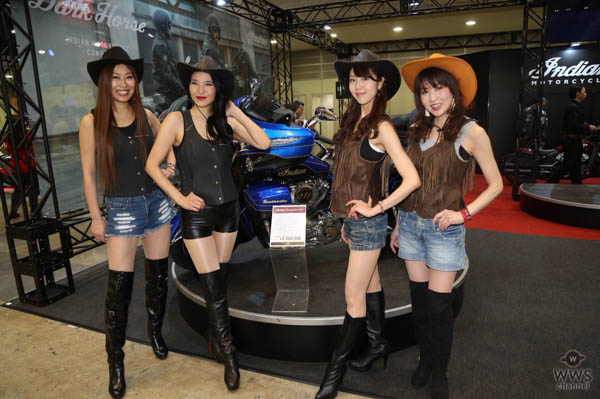 【写真特集】華やかでセクシーなコスチュームのコンパニオンが登場！＜第45回東京モーターサイクルショー＞