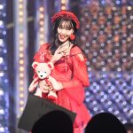 藤田ニコルがクマの人形を片手に真っ赤なドレスでViVi Night 2018に登場！瑛茉ジャスミン、八木アリサ、古畑星夏らViViモデルが大集結！