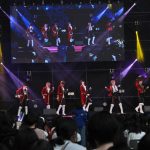 7人組イケメン女子グループ・ザ・フーパーズが王子様ルックで女子高生を虜に！