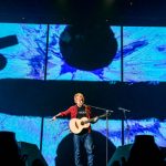 タイガースにジャイアンツ、そしてサッカー日本代表ユニフォームのサプライズも！全公演ソールドアウト、約32,000人を動員したエド・シーラン、ジャパン・ライブレポート