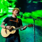 タイガースにジャイアンツ、そしてサッカー日本代表ユニフォームのサプライズも！全公演ソールドアウト、約32,000人を動員したエド・シーラン、ジャパン・ライブレポート