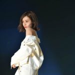 【動画】前田希美が肩出しファッション、安井レイはカラフルなワンピで登場！＜東京ストリートコレクション＞