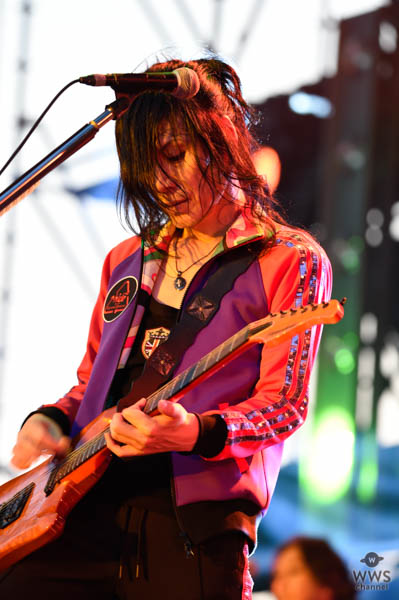 【ライブレポート】hide with Spread Beaverが黄昏時に起こした奇跡。 hideがそこにいるかのような夢の生ステージに会場は歓喜繚乱！