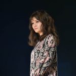 【動画】前田希美が肩出しファッション、安井レイはカラフルなワンピで登場！＜東京ストリートコレクション＞