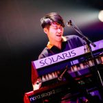 パスピエ、「ネオンと虎」を体現する全国ツアー「カムフラージュ」開幕！