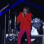 【動画】現役女子高生シンガー・吉田凜音が東京ストリートコレクションに登場！激しいラップで盛り上げる！