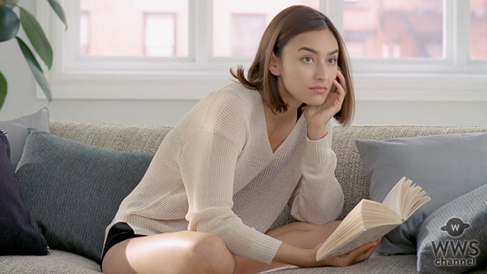 【動画】モデル・長谷川潤が美脚露わなショートパンツ姿でリラックス！カゴメスムージー「GREENS」新TVCM 6/9(土)より放映開始