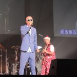 アミューズの第40期定時株主総会が両国国技館で開催！サンプラザ中野くん、パッパラー河合によるライブパフォーマンス披露！