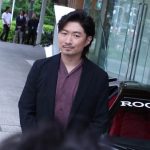 MAKIDAIが約4000万円の高級時計を身につけ、ランボルギーニに乗り登場！