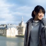 欅坂46・キャプテン 菅井友香、待望のファースト写真集発売で新宿でイベント開催！