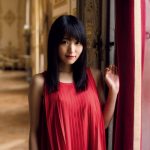 欅坂46・キャプテン 菅井友香、待望のファースト写真集発売で新宿でイベント開催！